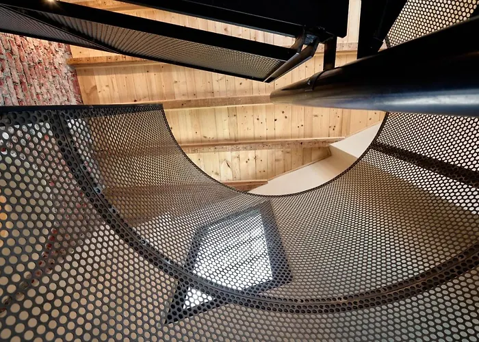 Lancetti Stylish Loft