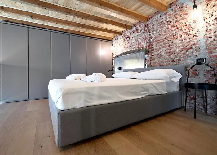 Lancetti Stylish Loft