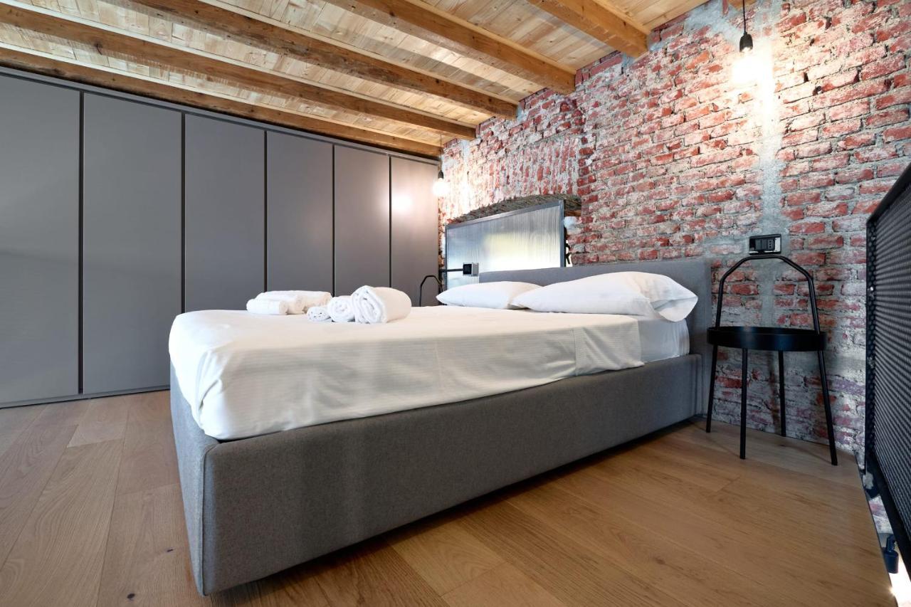 Lancetti Stylish Loft